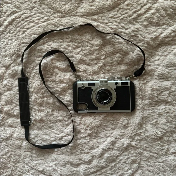 Emily in Paris Retro Camera Style iPhone X/XS Case - Picture 5 of 5